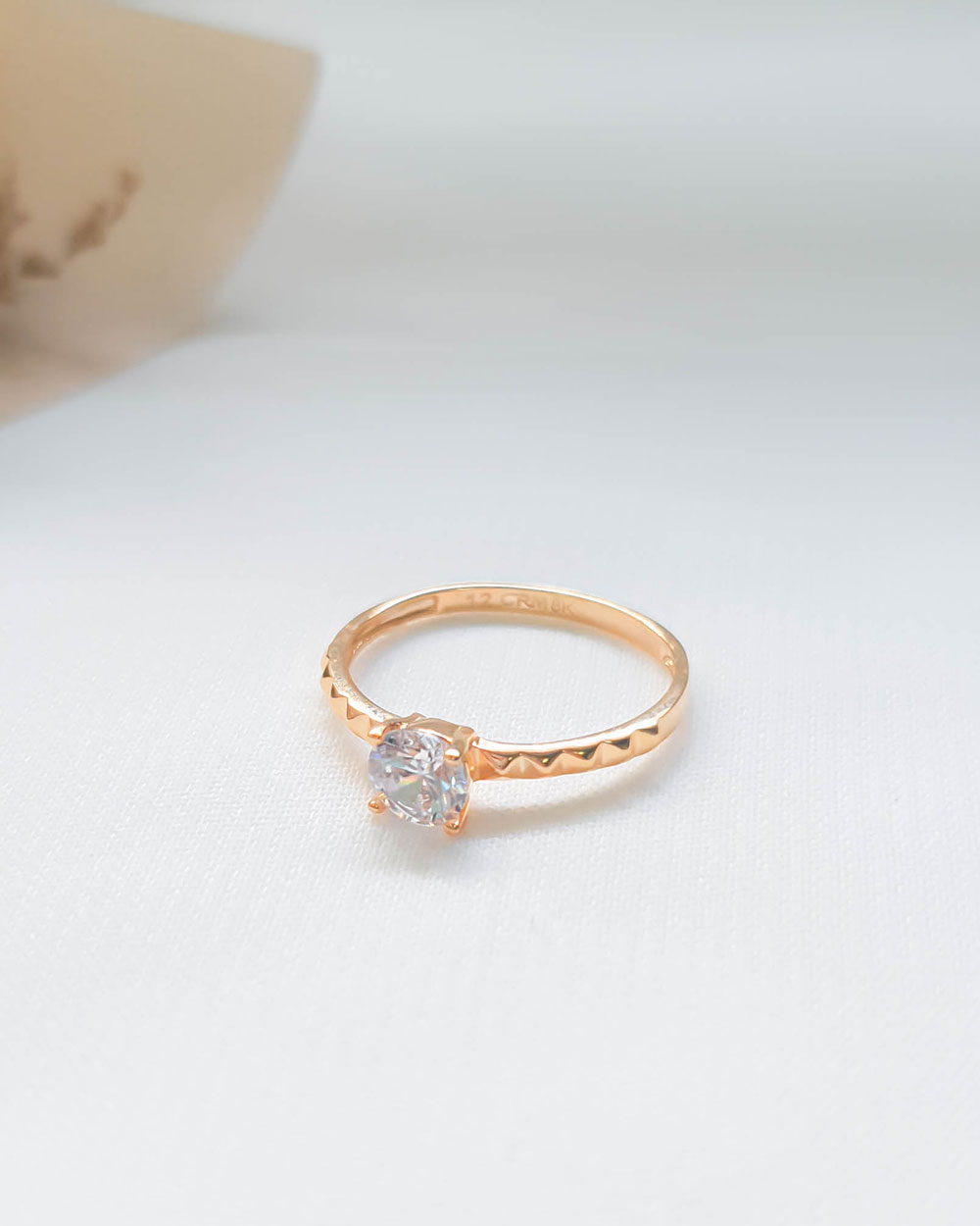 CINCIN SOLITAIRE VARIASI KOTAK