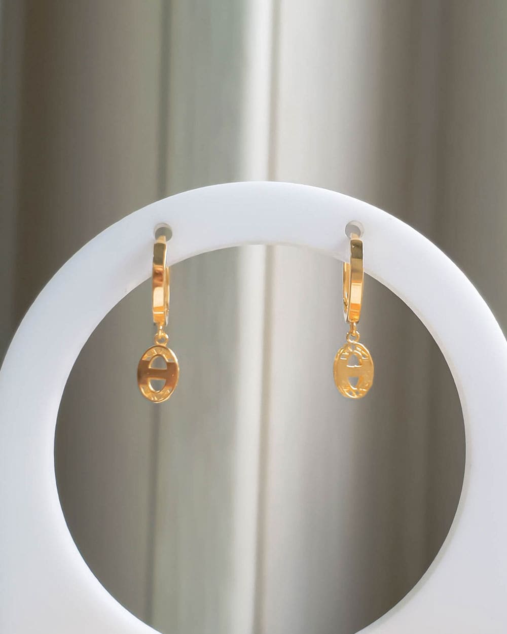 ANTING RING COR MODEL SEPERTI HURUF H OVAL