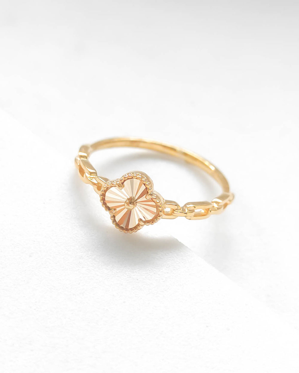 CINCIN DEWASA MODEL CLOVER RANTAI TANPA MATA