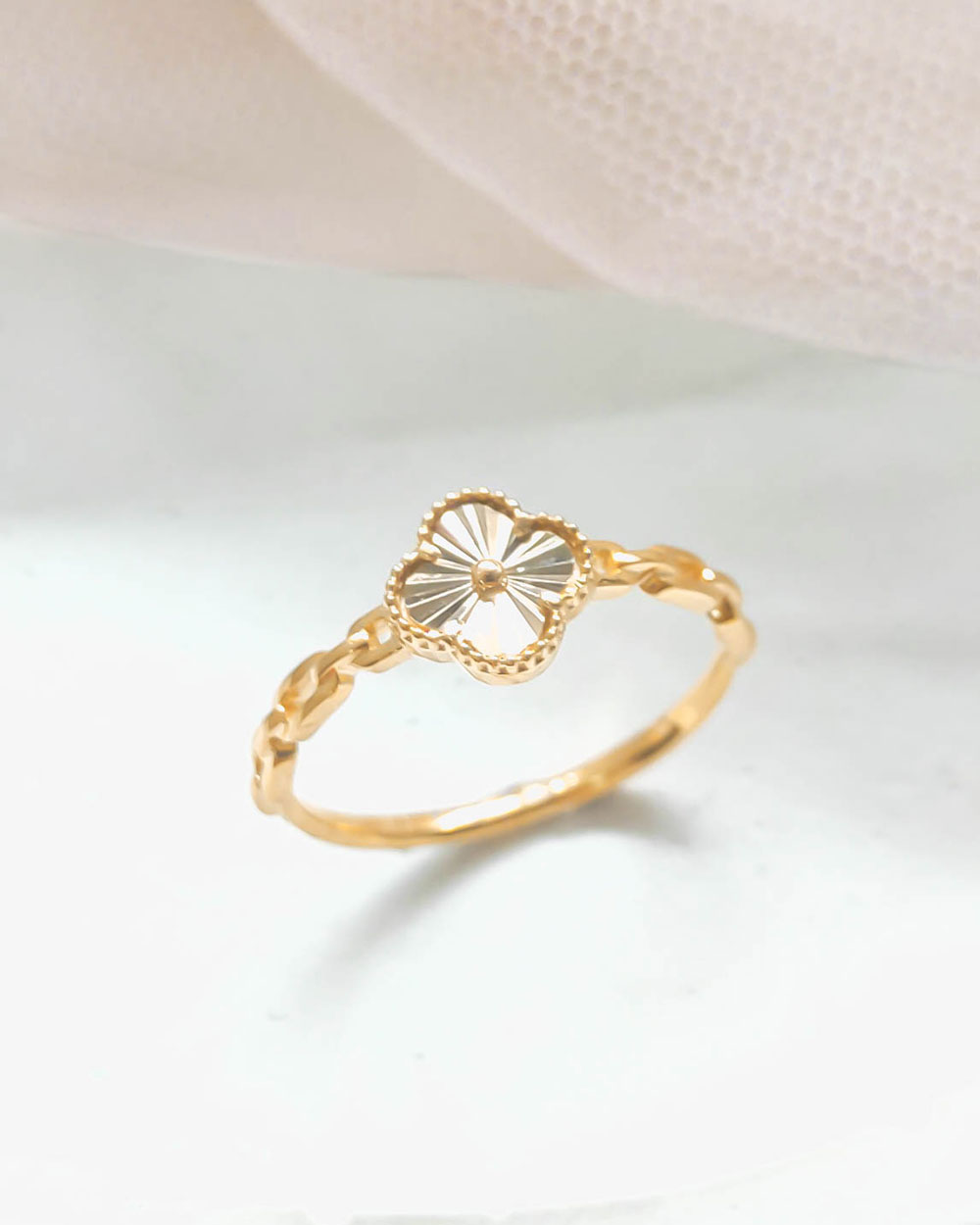 CINCIN DEWASA MODEL CLOVER RANTAI TANPA MATA