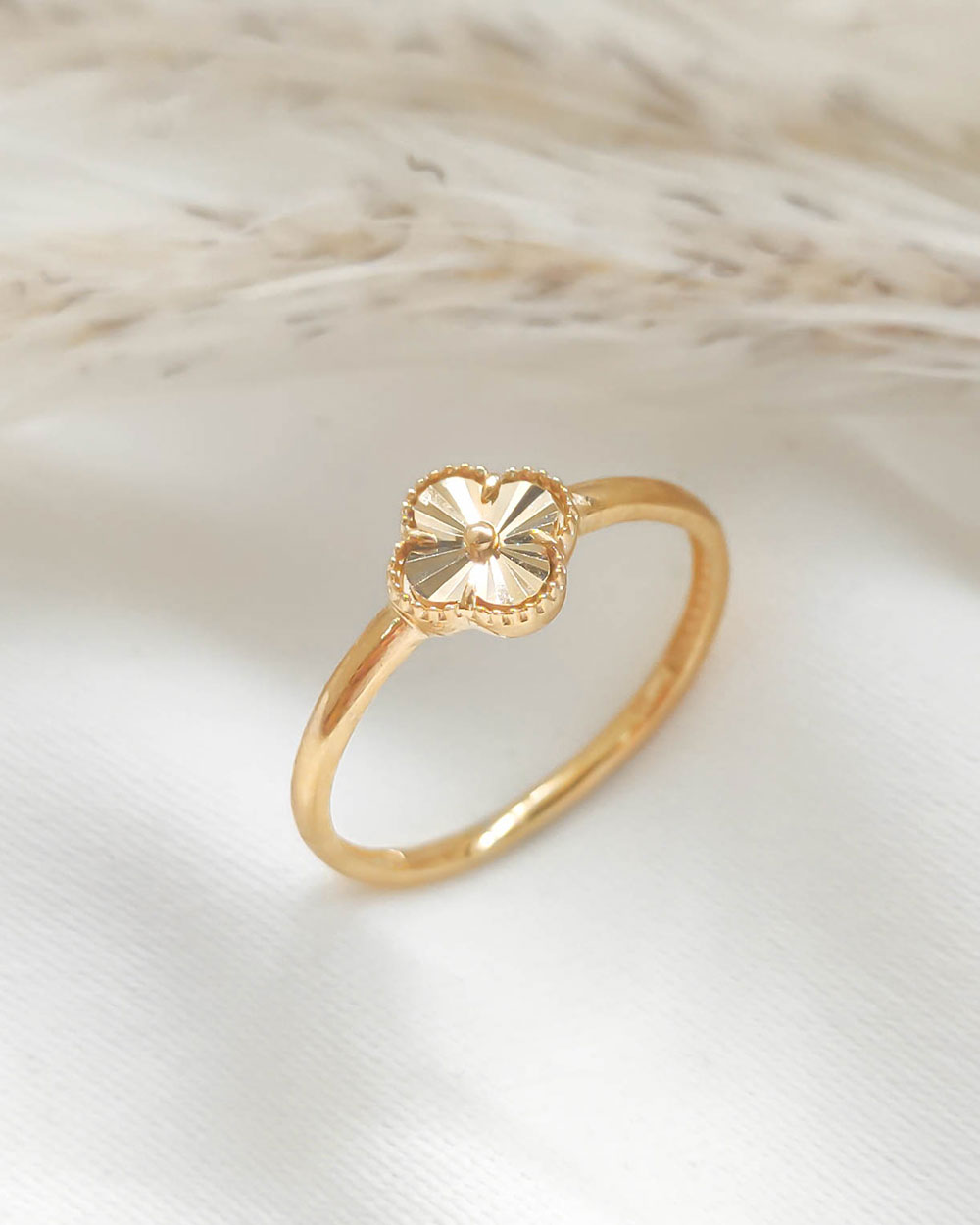 CINCIN DEWASA MODEL CLOVER SIMPLE TANPA MATA