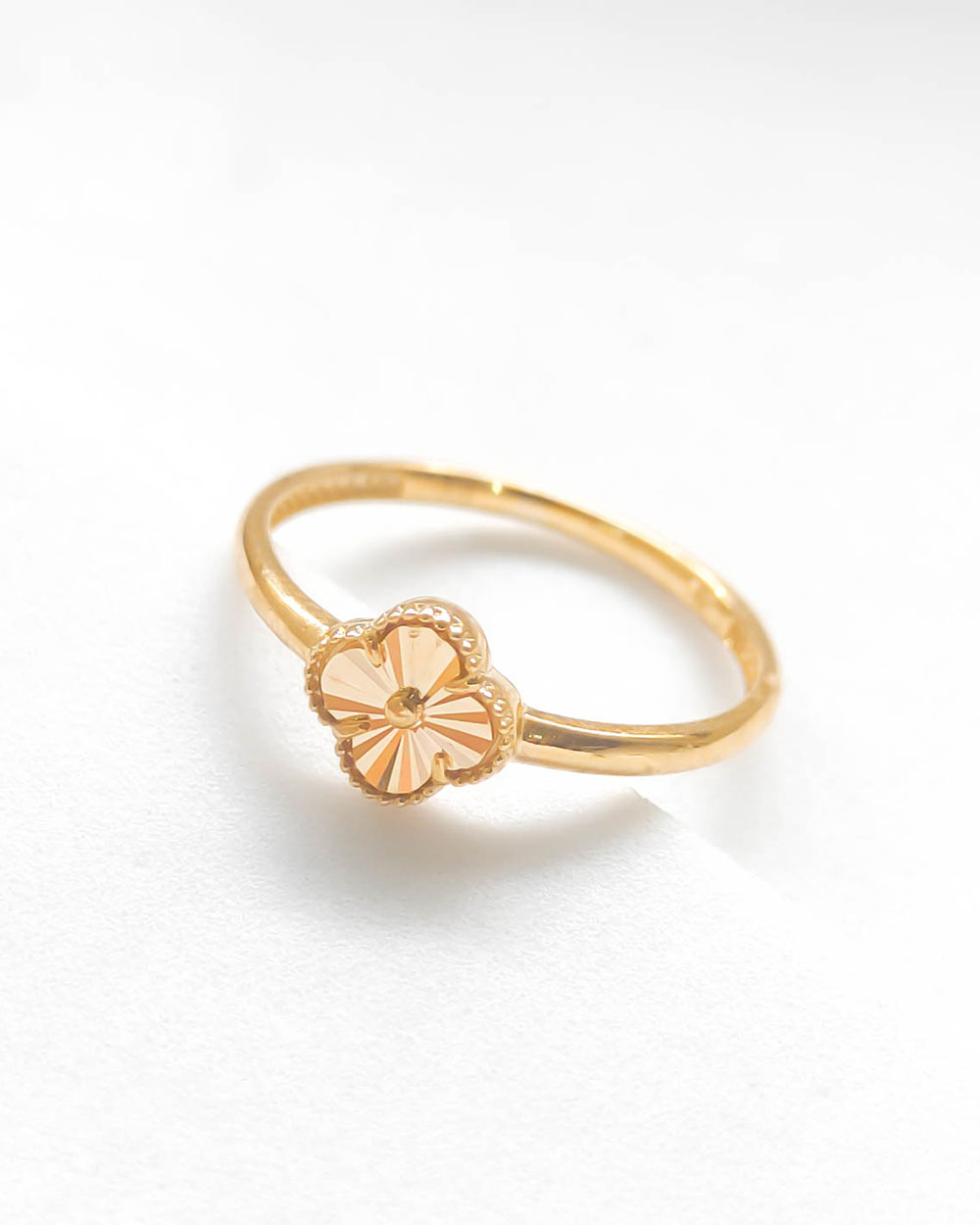 CINCIN DEWASA MODEL CLOVER SIMPLE TANPA MATA