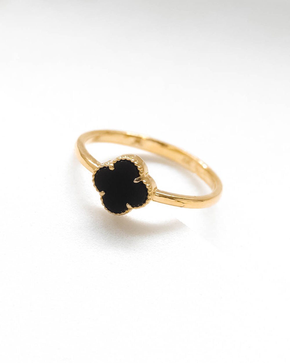 CINCIN MODEL CLOVER BATU HITAM