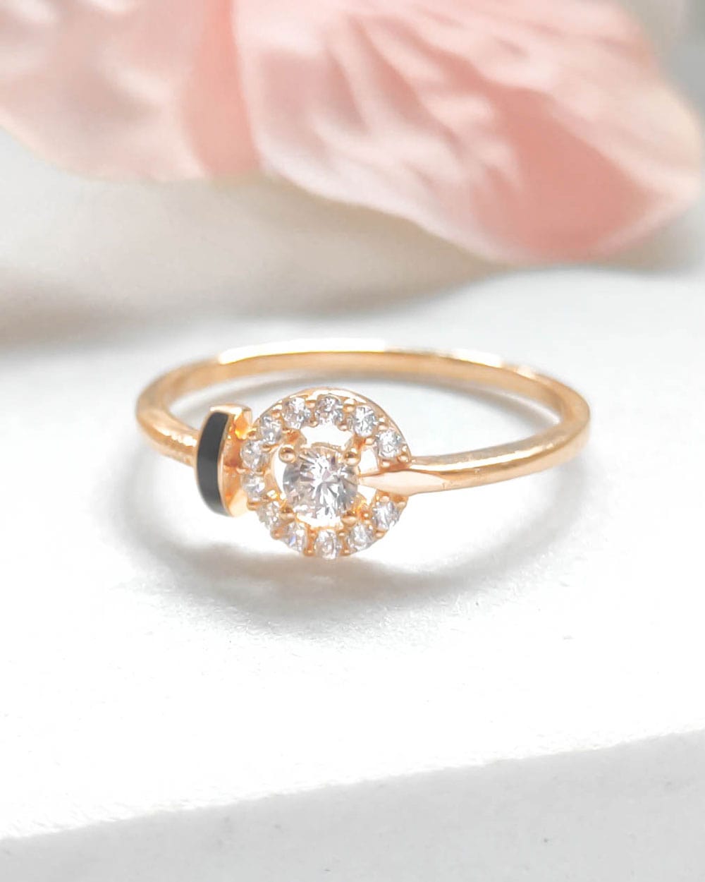 CINCIN DEWASA MODEL UNIK DAN HIASAN MATA BUNDAR