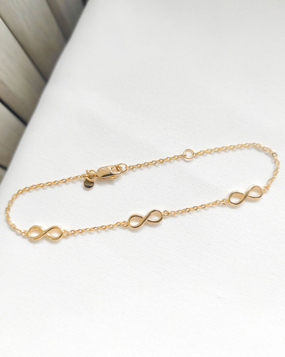 GELANG TANGAN DEWASA MODEL INFINITY SIMPLE TANPA MATA