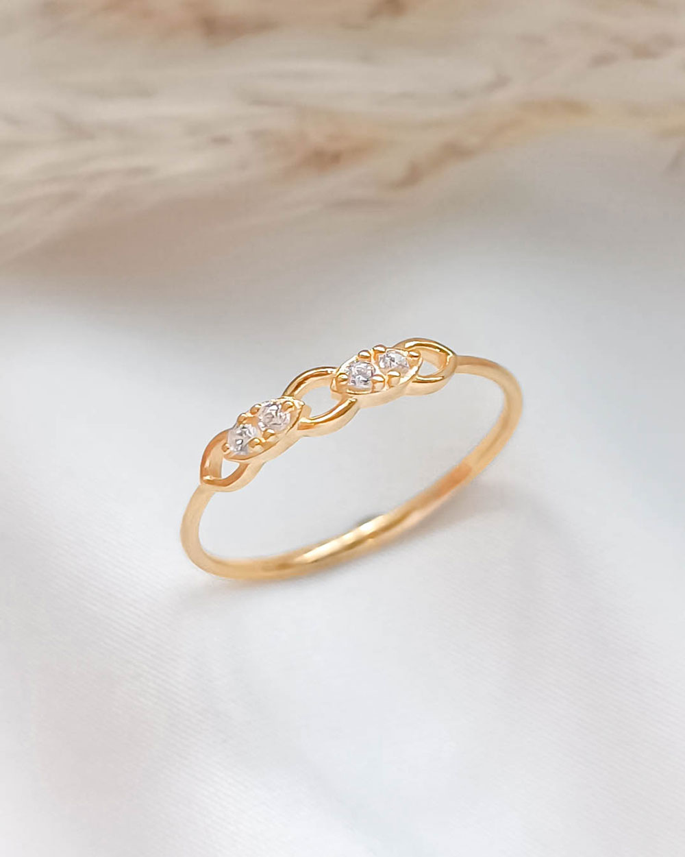 CINCIN DEWASA DENGAN MODEL RANTAI DAN MATA