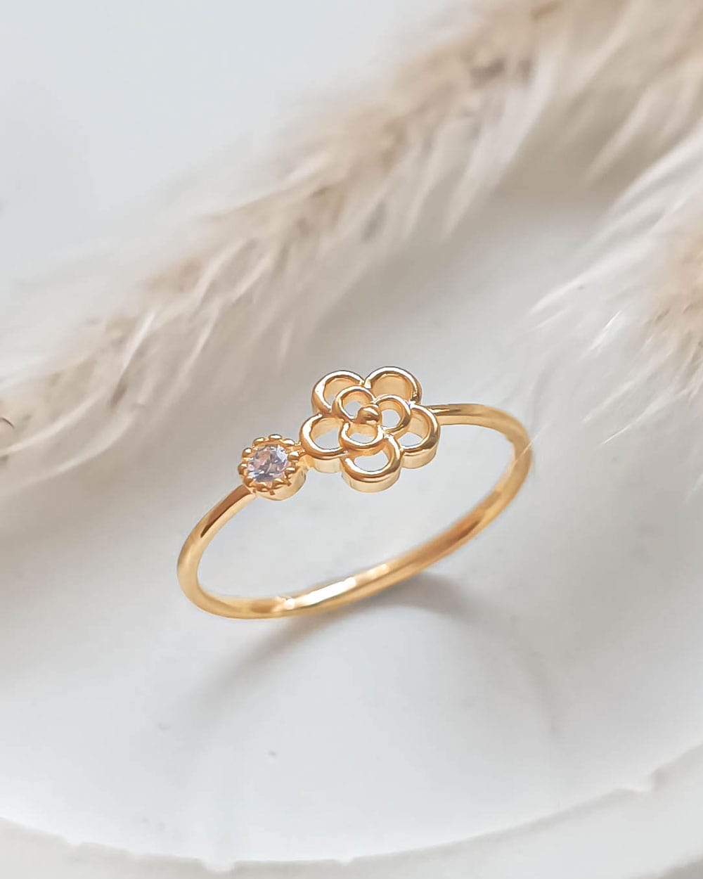 CINCIN DEWASA DENGAN MODEL BUNGA POLOS DAN MATA