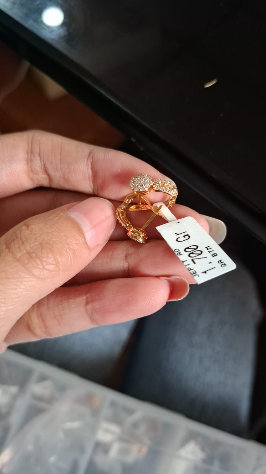 Orderan Atasnama Tiara