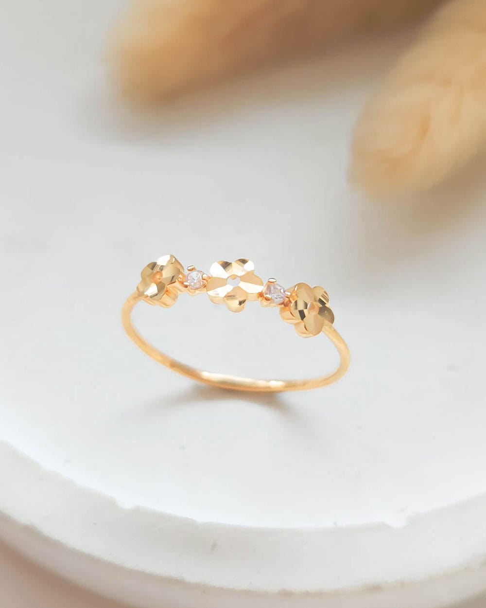 CINCIN DEWASA DENGAN MODEL BUNGA TIGA MATA DUA