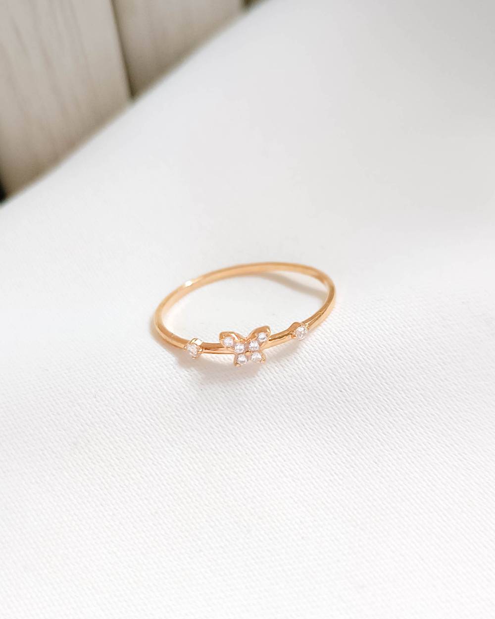 CINCIN DEWASA MODEL KUPU-KUPU MATA PUTIH