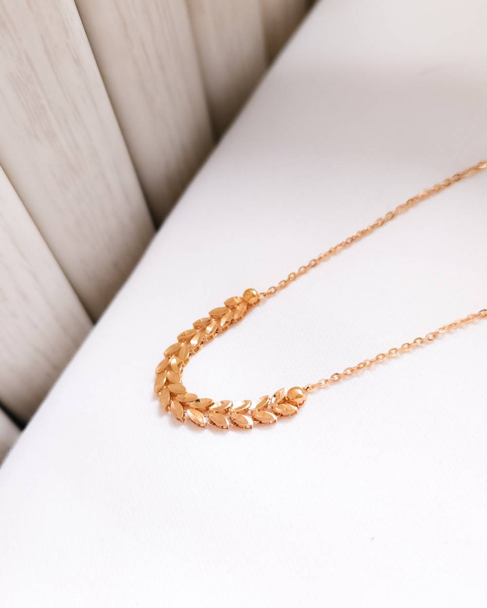 KALUNG DEWASA MODEL DERET DAUN TANPA MATA