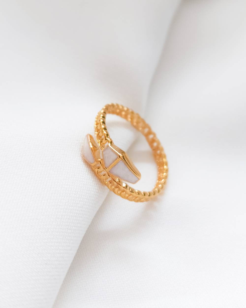 CINCIN DEWASA MODEL BENTUK ULAR AKSEN PUTIH