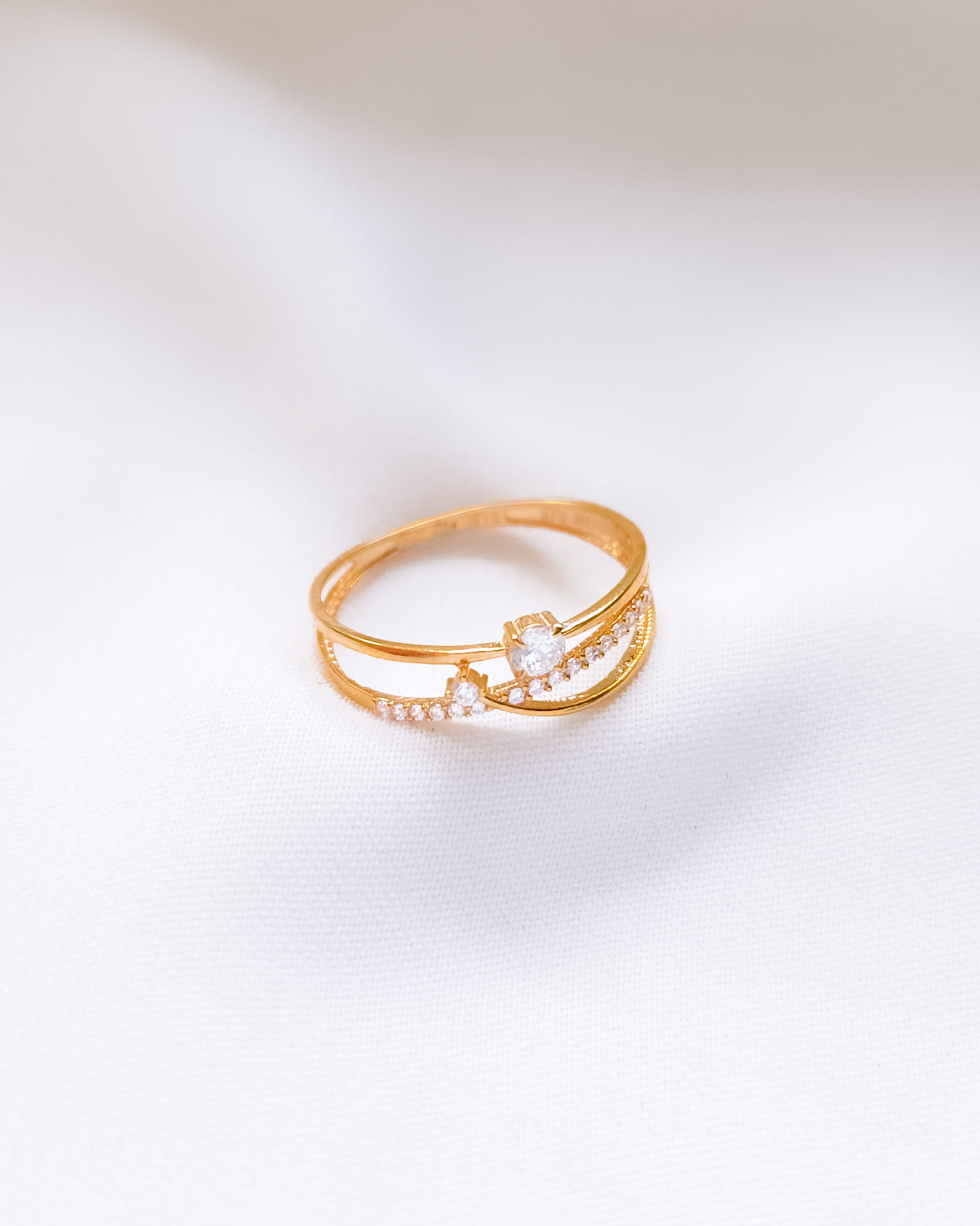 CINCIN DEWASA MODEL WAVE LAYER MATA PUTIH