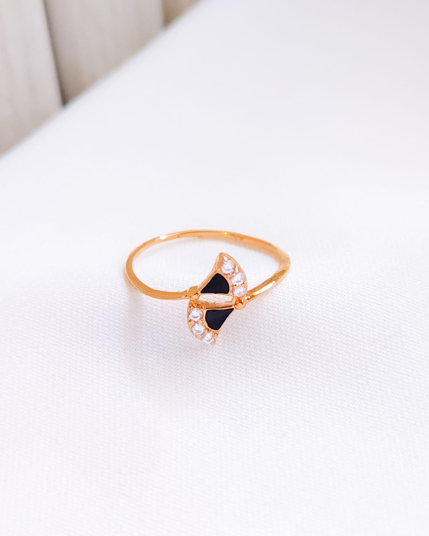 CINCIN DEWASA MODEL DIVA HITAM MATA