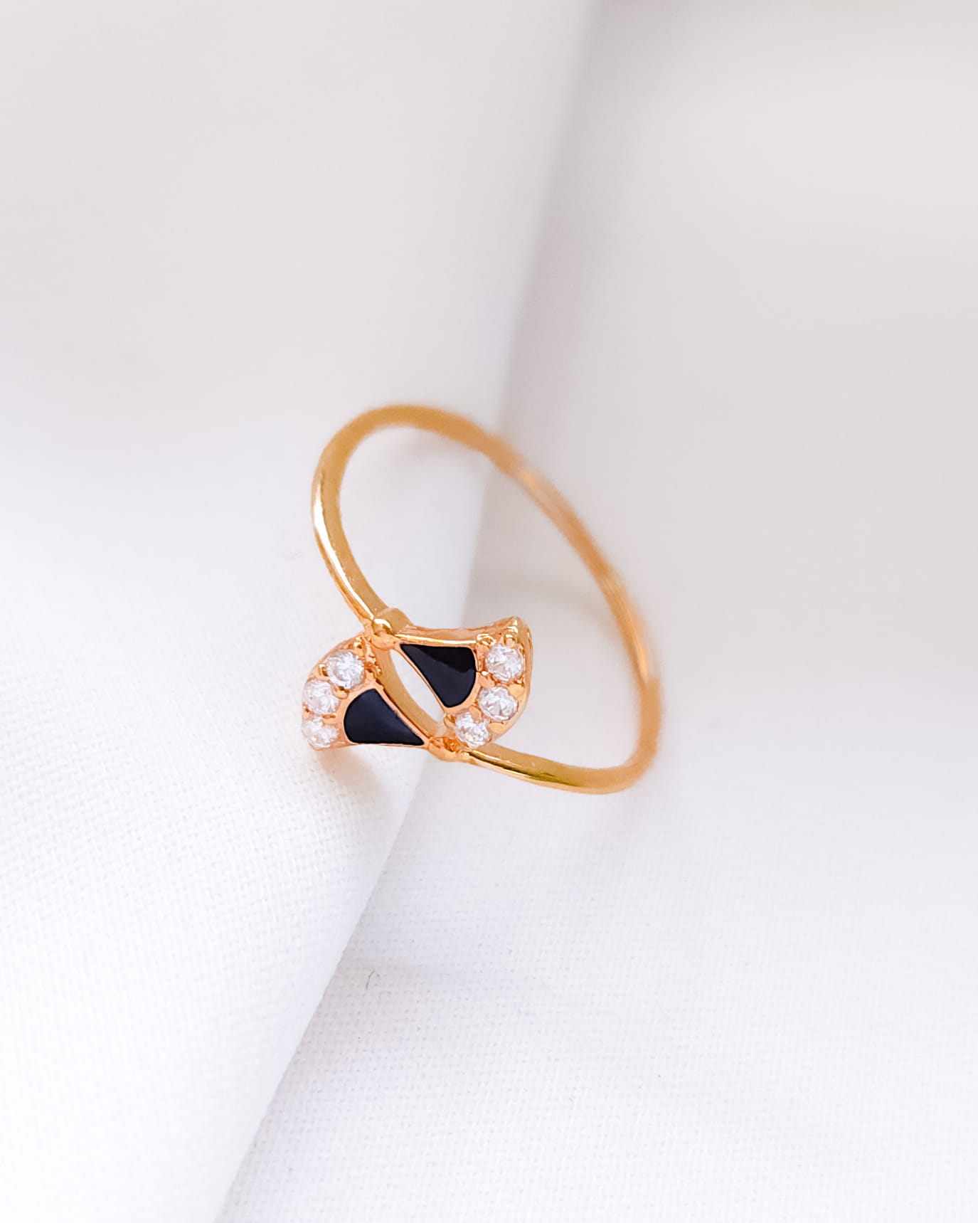 CINCIN DEWASA MODEL DIVA HITAM MATA