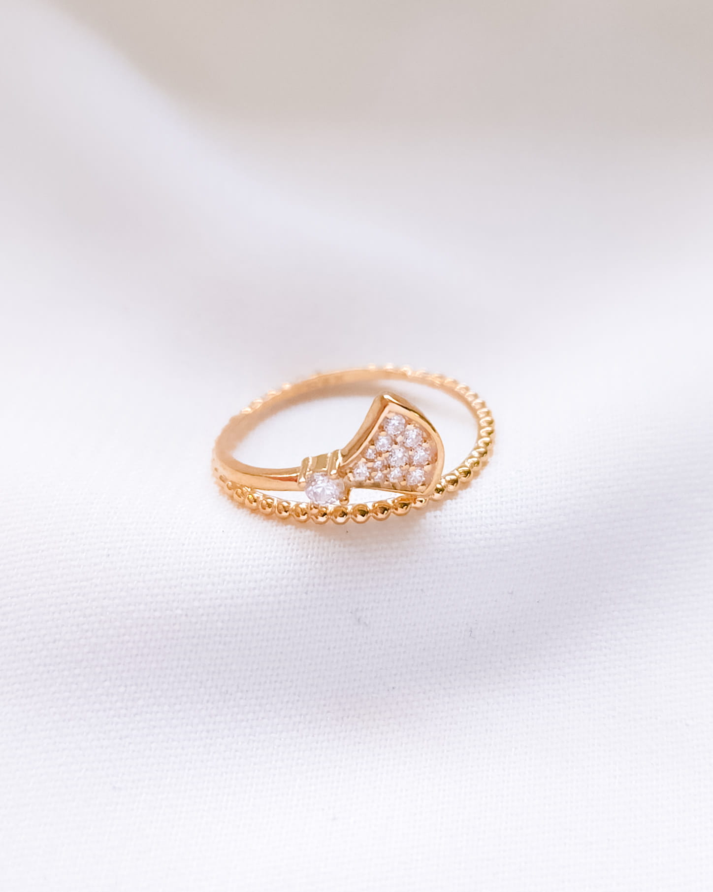CINCIN DEWASA MODEL DIVA MATA PUTIH CANTIK