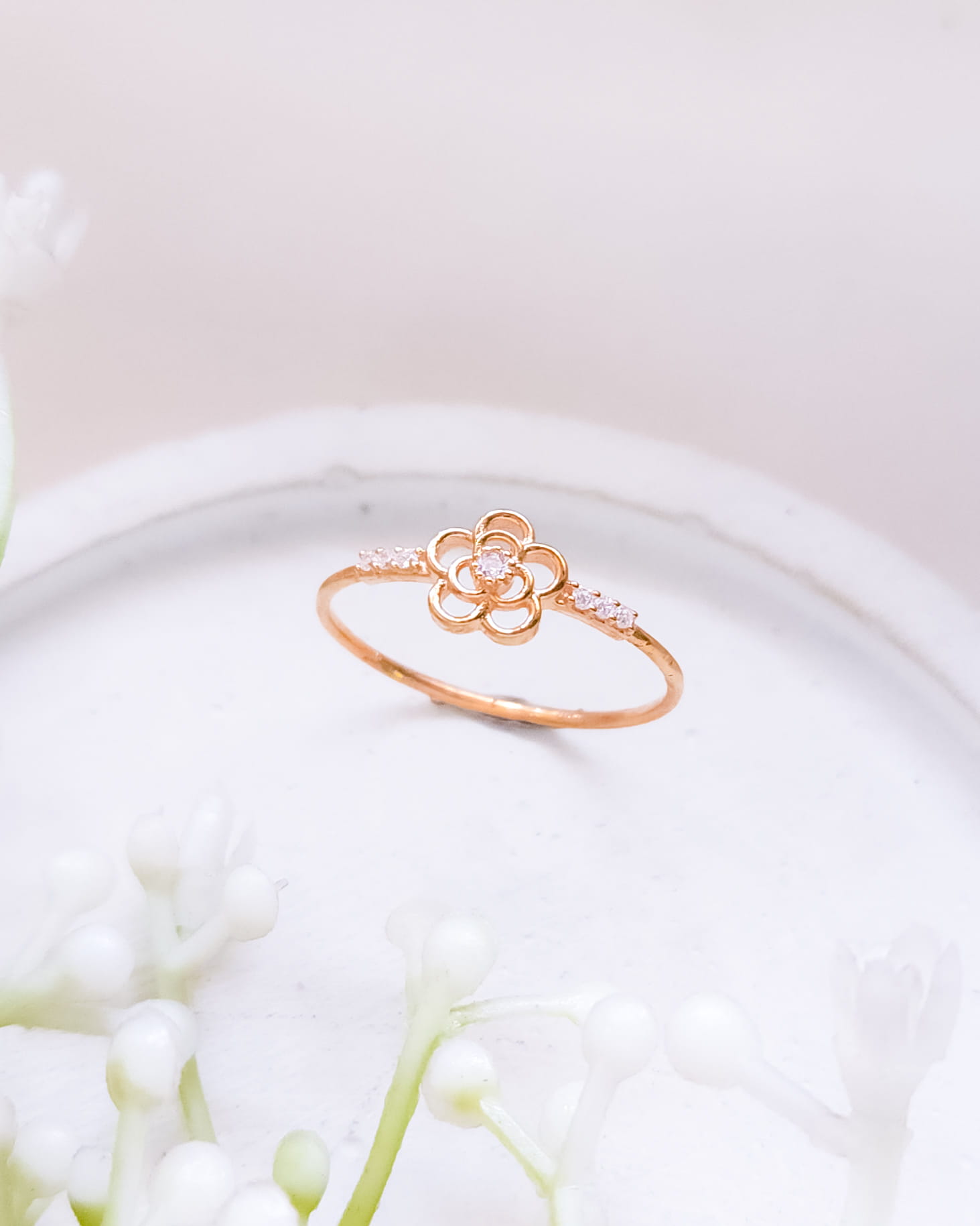 CINCIN DEWASA MODEL BUNGA TENGAH MATA PUTIH